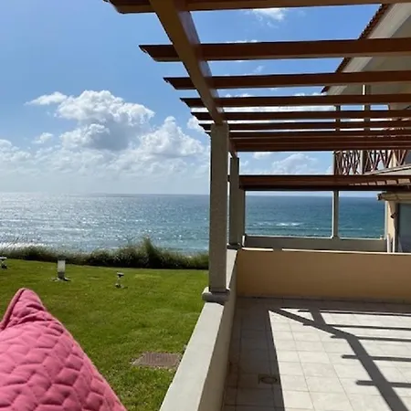 Appartement Sunset House With Seaview & Terrace By Vacationy *