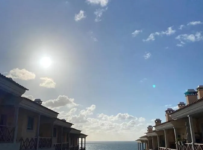 Sunset House With Seaview & Terrace By Vacationy Апартаменты