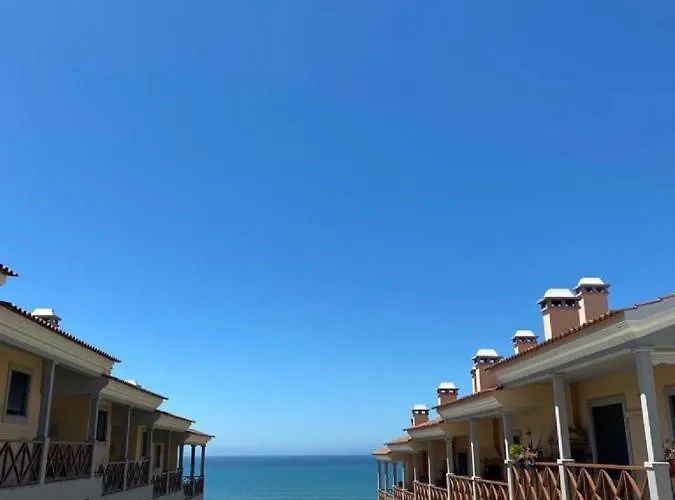 Sunset House With Seaview & Terrace By Vacationy Апартаменты