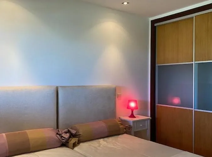 Апартаменты Sunset House With Seaview & Terrace By Vacationy *